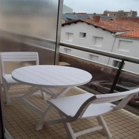 Appartamento D'olonne - Studio A 100 M De La Mer !